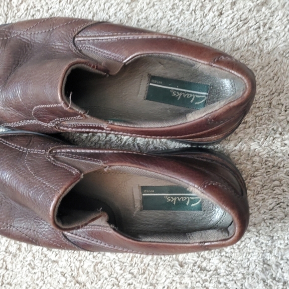 Clarks Dress Shoes - Picture 8 of 12